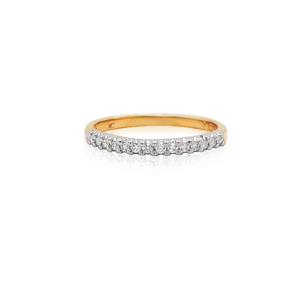 Larissa - 9ct yellow and white gold 14 stone diamond ring