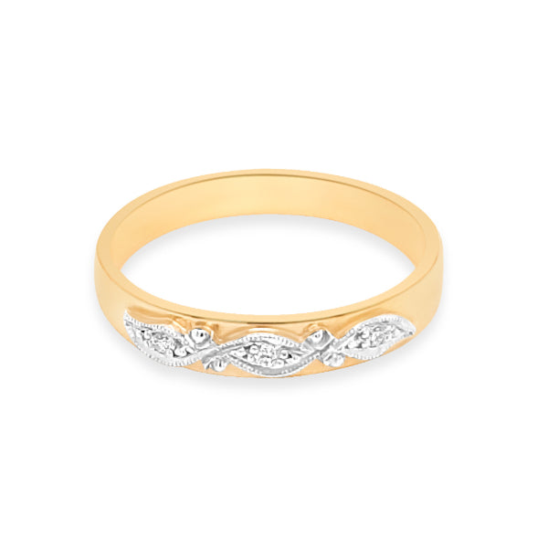 Diamond eternity ring in 9ct yellow gold