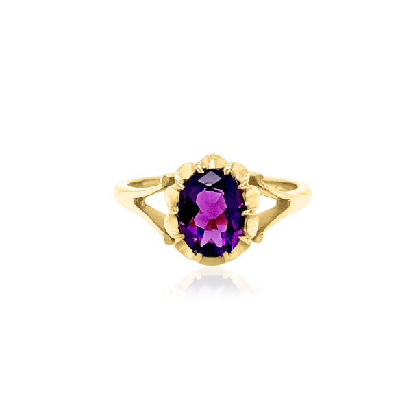 Royal amethyst ring piecrust setting in 9ct yellow gold