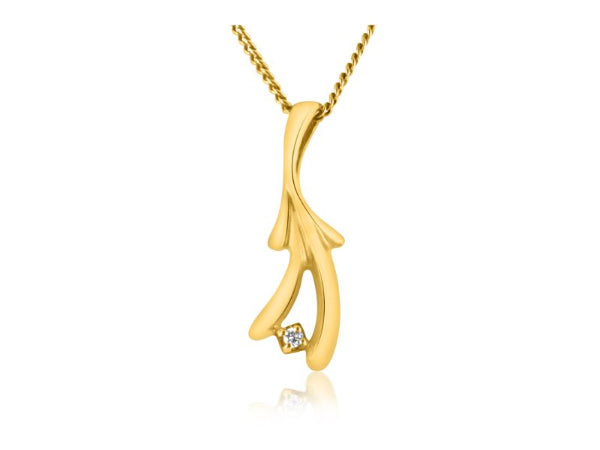 Diamond pendant in 9ct yellow gold