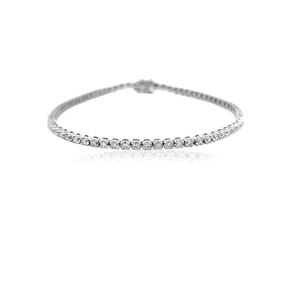 Diamond tennis bracelet in 9ct white gold - 18.5cm