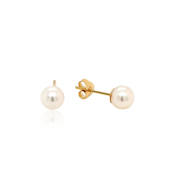 White pearl studs in 9ct yellow gold - 6-6.5mm