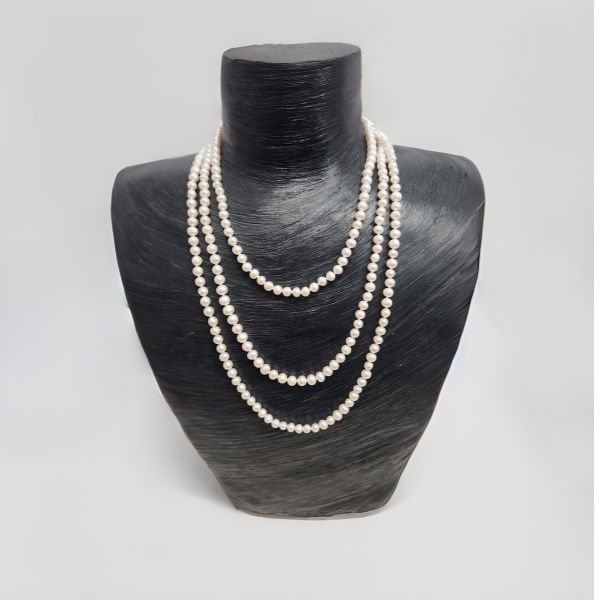 White freshwater potato pearl necklace - Long