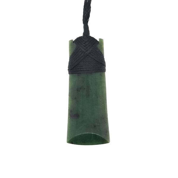 Large international greenstone toki necklace