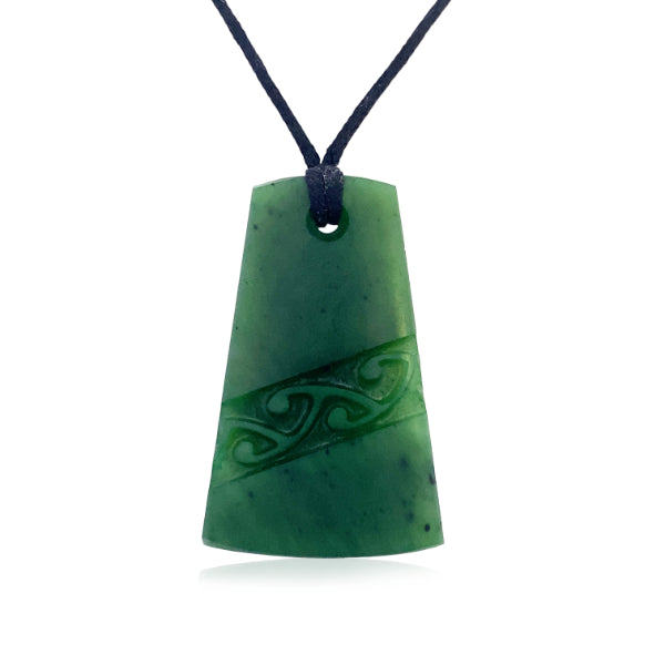 NZ pounamu greenstone toki with carved kowhaiwhai necklace