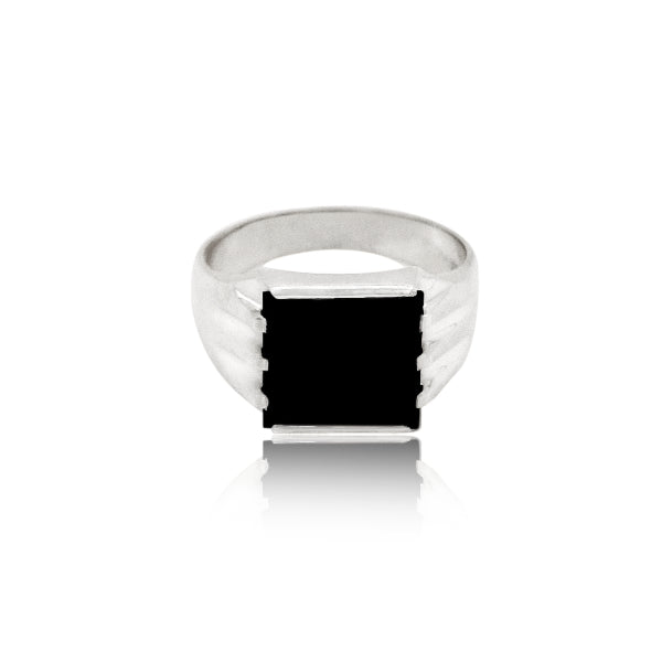 Onyx men's signet ring in silver