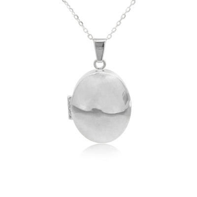 Oval plain locket in sterling silver with curb chain - 45cm