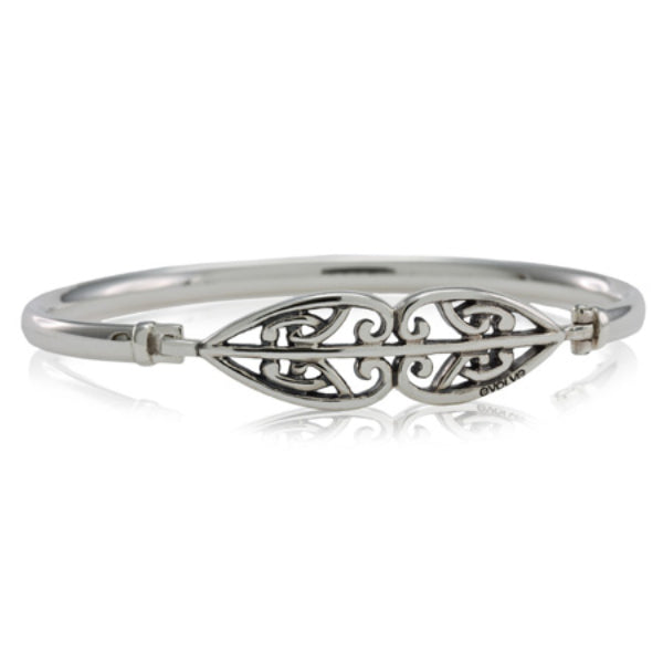 Evolve whanau bangle in sterling silver