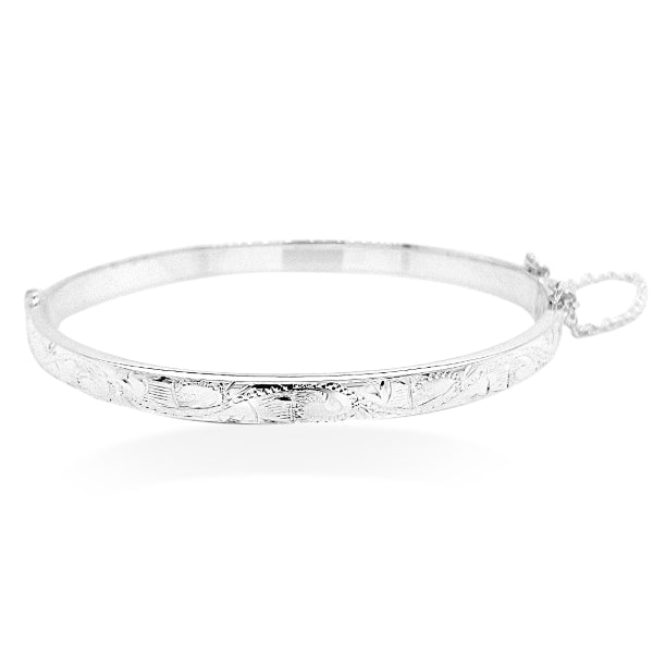 Oval engraved hinged bangle in sterling silver - 5mm wide