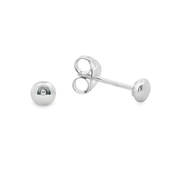 Flat stud earrings in sterling silver - 4mm