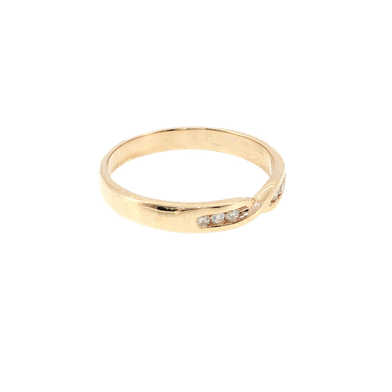 6 stone diamond crossover ring in 9ct yellow gold