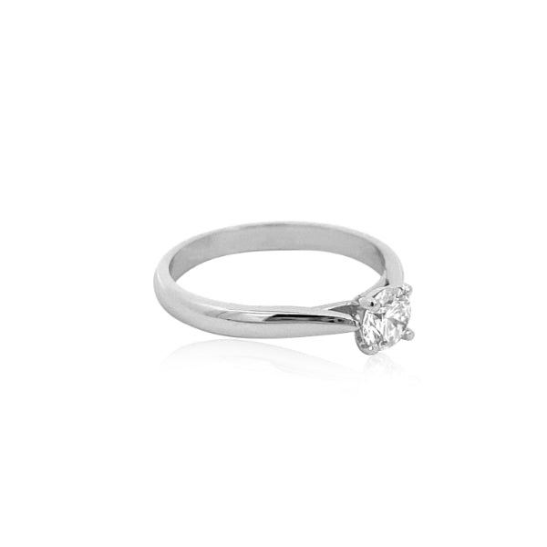 Eleri - 18ct white gold diamond solitaire ring