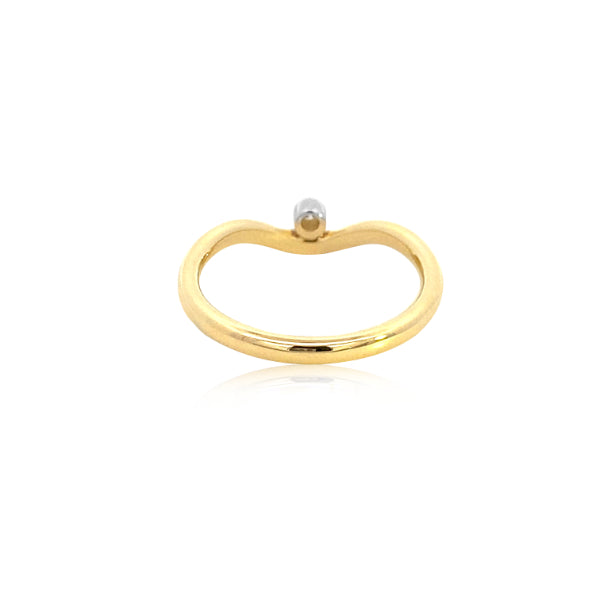 9ct yellow gold curved ring with bezel set diamond
