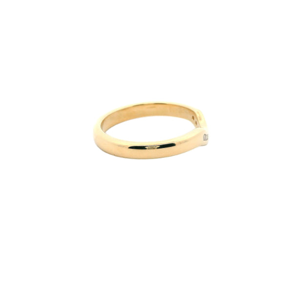 Fitted diamond set wedding band in 18ct yellow gold