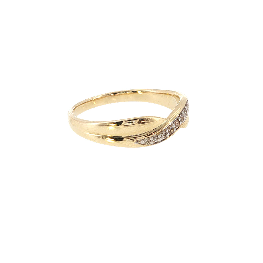 Crossover diamond ring in 9ct yellow and white gold