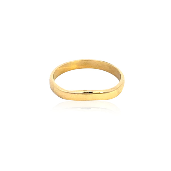 Curved Wedder in 18ct Yellow Gold