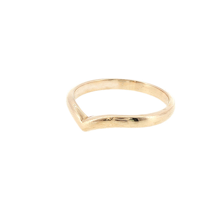 Plain wishbone wedder in 9ct yellow gold