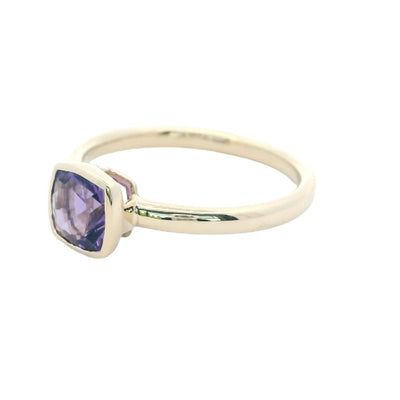 Amethyst dress ring in 9ct yellow gold