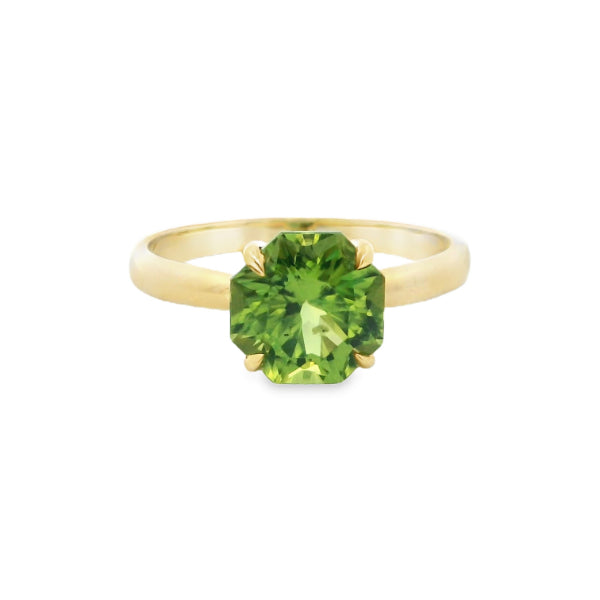 Octagonal peridot ring in 9ct yellow gold