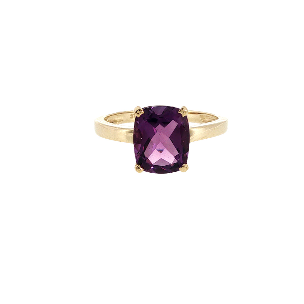 Cushion cut amethyst solitaire ring in 9ct yellow gold
