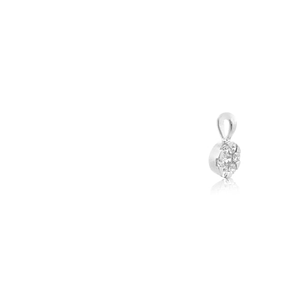 Diamond cluster pendant in 9ct white gold