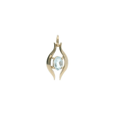 Oval aquamarine pendant in 9ct yellow gold