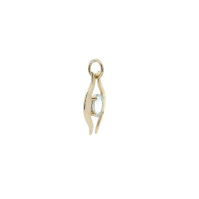 Oval aquamarine pendant in 9ct yellow gold