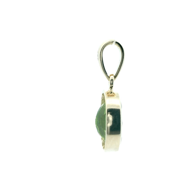 9ct yellow gold oval peridot rubover pendant