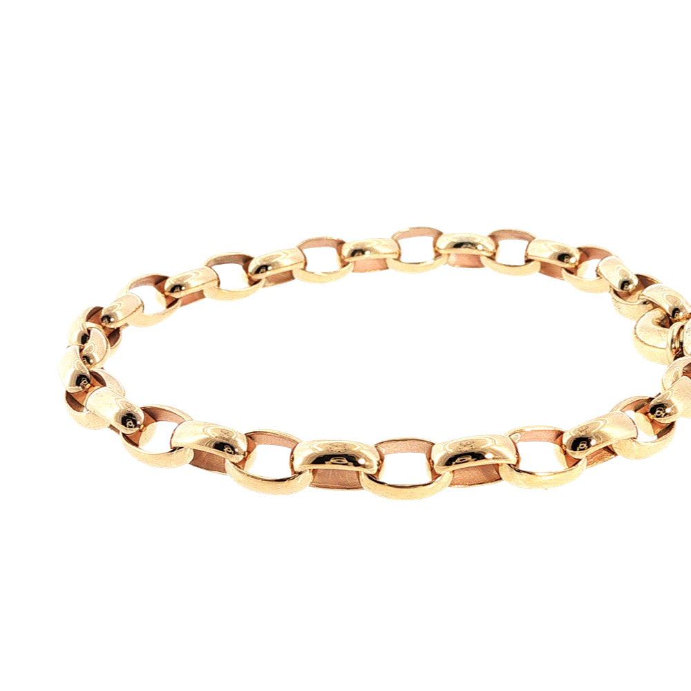 Oval belcher bracelet with bolt clasp in 9ct yellow gold