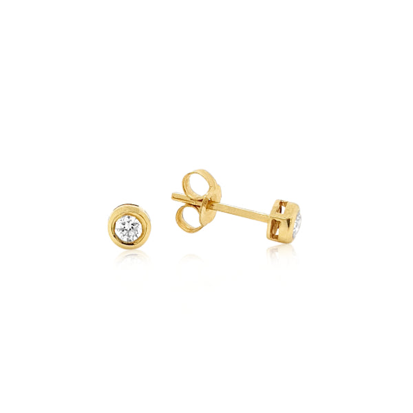 Bezel set diamond stud earrings in 18ct yellow gold - 0.20ct