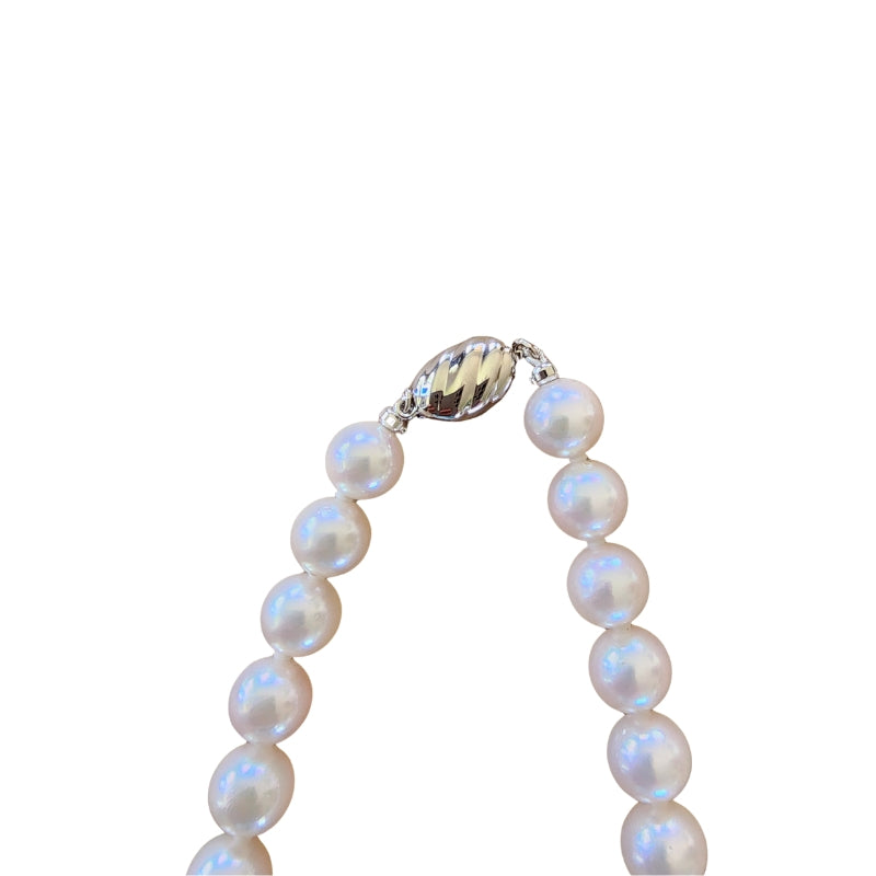 Akoya Pearls on silver wire with push button clasp