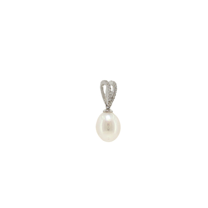 Oval white freshwater pearl pendant with cz set bale in sterling silver