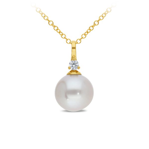 Freshwater pearl drop pendant in 9ct yellow gold