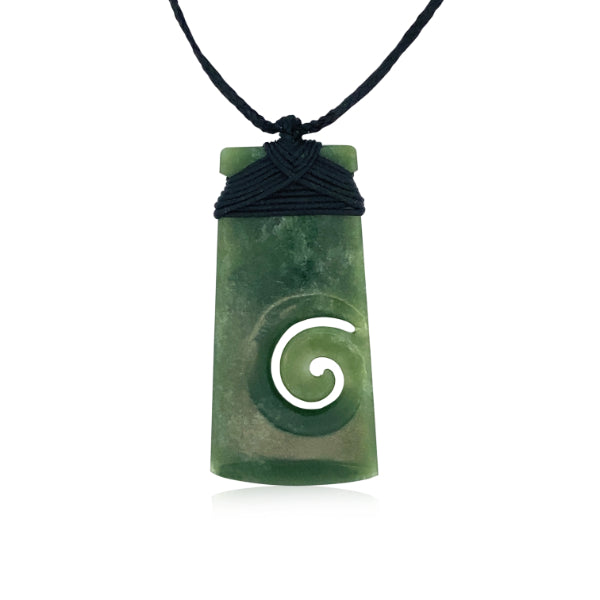 NZ pounamu greenstone freeform toki necklace