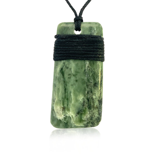 NZ pounamu greenstone toki necklace