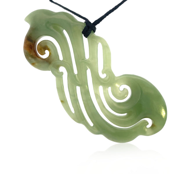 NZ pounamu greenstone hammerhead or mangopare necklace