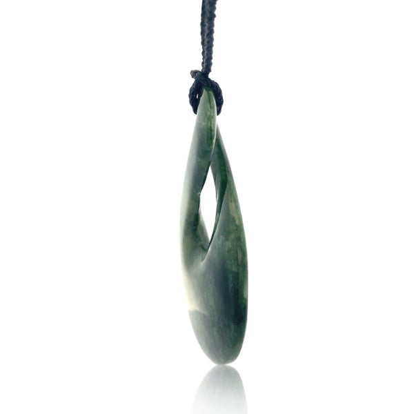 NZ pounamu greenstone single twist or pikorua necklace