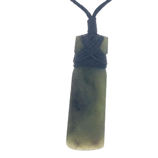 NZ pounamu greenstone bound toki on slider cord