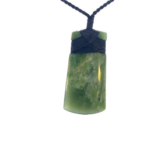 NZ pounamu greenstone toki necklace