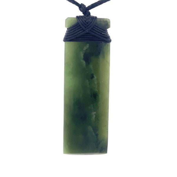 NZ pounamu greenstone bound toki on slider cord