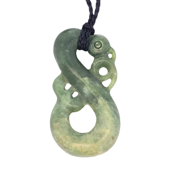NZ pounamu greenstone manaia necklace