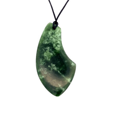 NZ pounamu greenstone curved drop pendant on slider cord