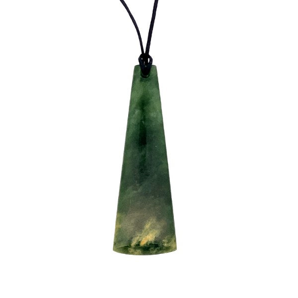 NZ pounamu greenstone unbound toki pendant on slider cord