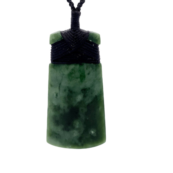 NZ pounamu greenstone bound toki by Jayme Anderson