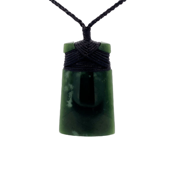 NZ pounamu greenstone polished jade toki necklace by Jayme Anderson