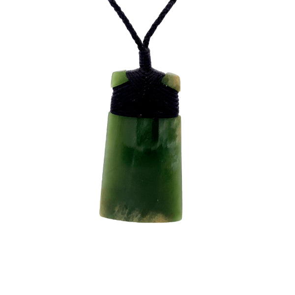 NZ pounamu greenstone flower jade toki necklace