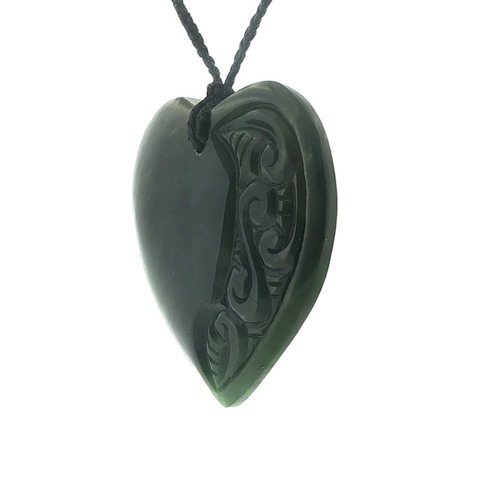 NZ pounamu greenstone engraved manawa or heart pendant on slider cord