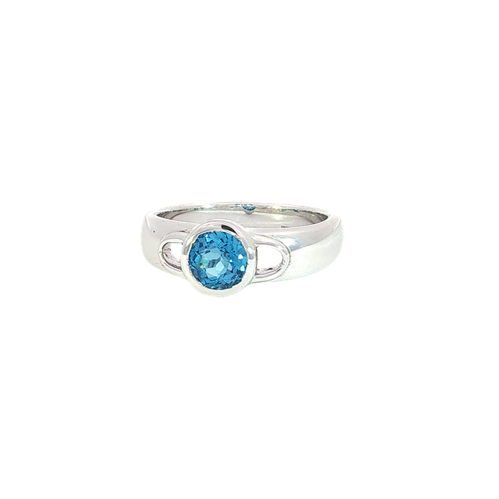 Swiss blue topaz solitaire ring in sterling silver