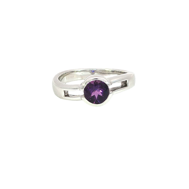Amethyst rubover solitaire dress ring in sterling silver