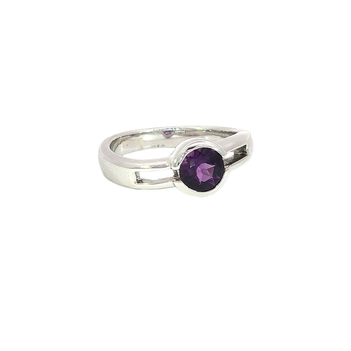 Amethyst rubover solitaire dress ring in sterling silver